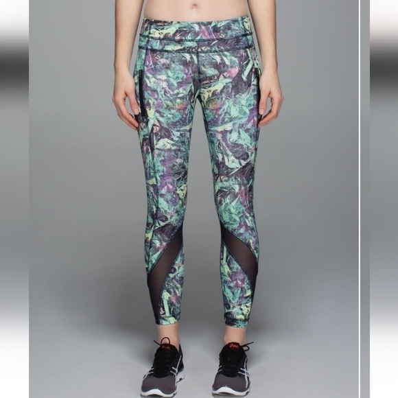 Lululemon Inspire Tight  Luxtreme (Mesh) Multi color size 4 - Picture 1 of 11